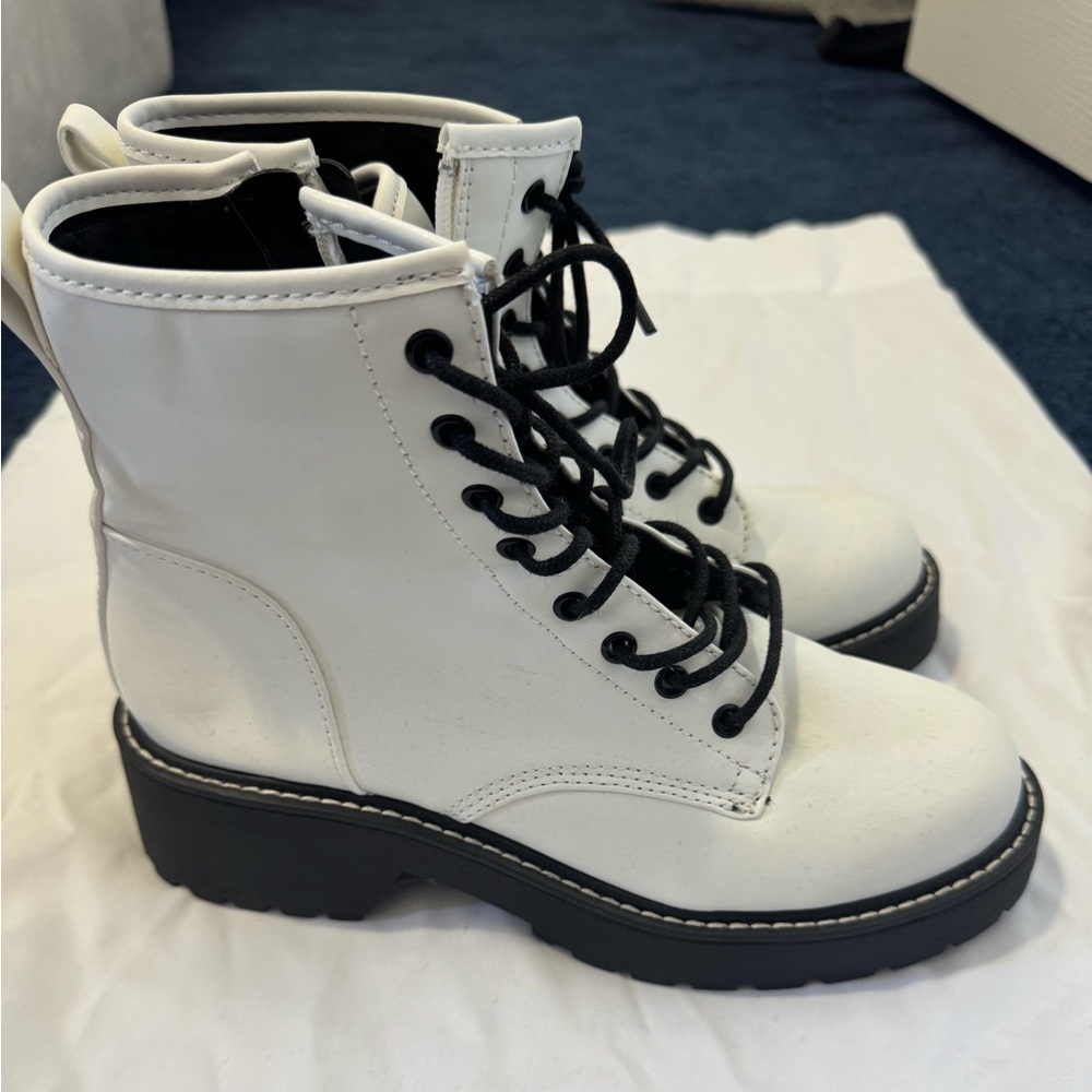Women's White Lace-Up Boots